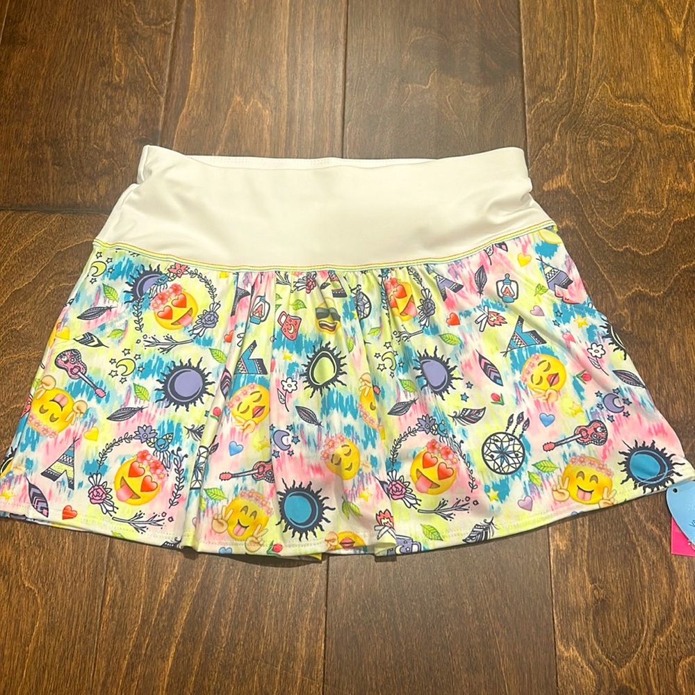 Lucky in Love Emoji tennis skirt size L/14